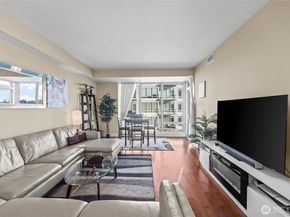 320 Washington Avenue 408, Bremerton WA 98337