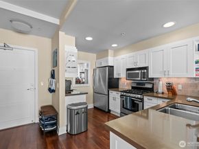 320 Washington Avenue 408, Bremerton WA 98337