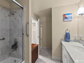 320 Washington Avenue 408, Bremerton WA 98337