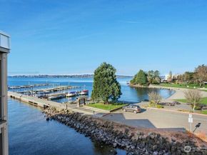 65 Kirkland 312, Kirkland WA 98034