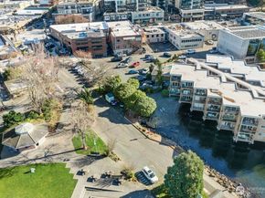 65 Kirkland 312, Kirkland WA 98034