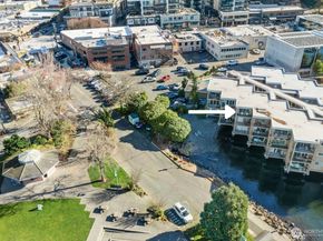 65 Kirkland 312, Kirkland WA 98034