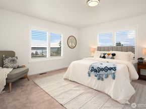 2401 E 16th Street, Bremerton WA 98310