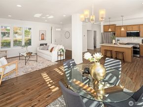 2401 E 16th Street, Bremerton WA 98310