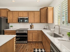 2401 E 16th Street, Bremerton WA 98310