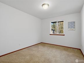 3210 NE 195th Street, Lake Forest Park WA 98155