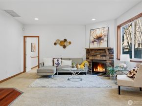 3210 NE 195th Street, Lake Forest Park WA 98155