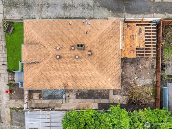 2614 E Pike Street, Seattle WA 98122