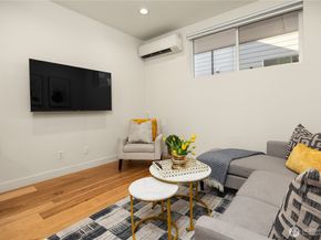 4515 Sunnyside Avenue N B, Seattle WA 98103