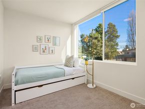 4515 Sunnyside Avenue N B, Seattle WA 98103