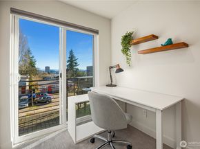 4515 Sunnyside Avenue N B, Seattle WA 98103