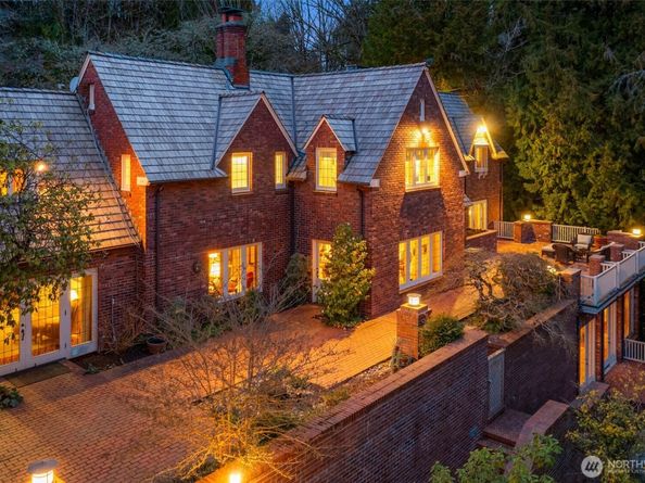 300 Maiden Lane E, Seattle WA 98112