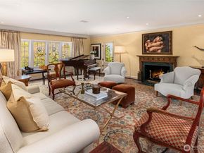 300 Maiden Lane E, Seattle WA 98112