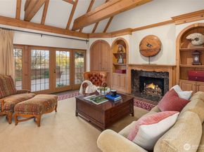 300 Maiden Lane E, Seattle WA 98112