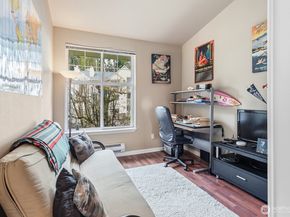 23420 SE Black Nugget Road F302, Issaquah WA 98029
