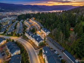 23420 SE Black Nugget Road F302, Issaquah WA 98029