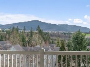 23420 SE Black Nugget Road F302, Issaquah WA 98029