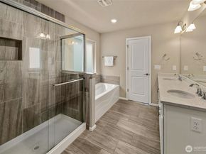 30031 65th Avenue S, Auburn WA 98001