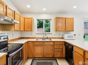 12515 NE 107th Place, Kirkland WA 98033