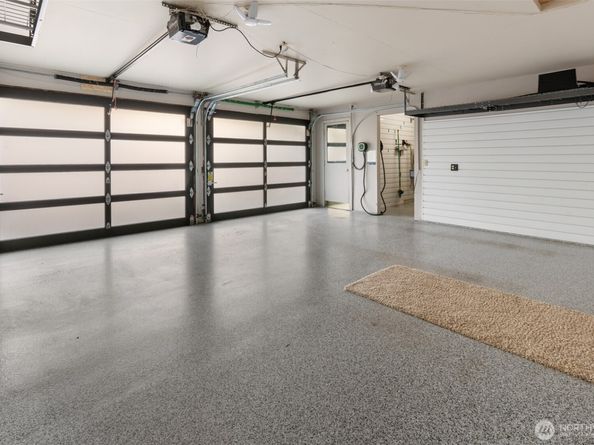 13603 SE 55th Place, Bellevue WA 98006