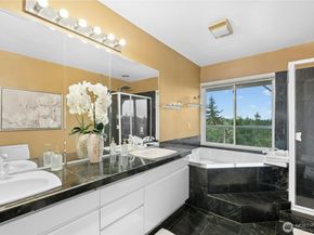 13603 SE 55th Place, Bellevue WA 98006