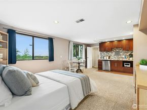 13603 SE 55th Place, Bellevue WA 98006