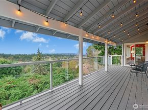 13603 SE 55th Place, Bellevue WA 98006