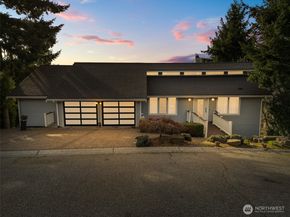 13603 SE 55th Place, Bellevue WA 98006