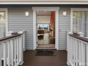 13603 SE 55th Place, Bellevue WA 98006