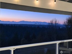 13603 SE 55th Place, Bellevue WA 98006