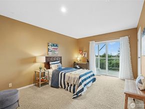 13603 SE 55th Place, Bellevue WA 98006