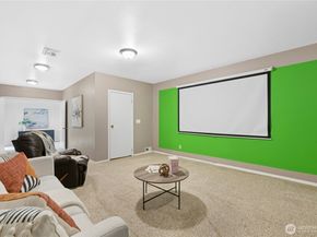 13603 SE 55th Place, Bellevue WA 98006