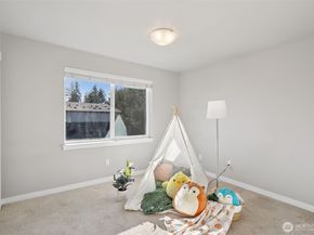 3230 148th Street SW C2, Lynnwood WA 98087