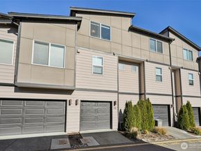 3230 148th Street SW C2, Lynnwood WA 98087