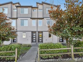 3230 148th Street SW C2, Lynnwood WA 98087