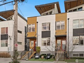 2422 55th Avenue SW, Seattle WA 98116