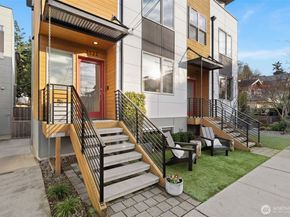 2422 55th Avenue SW, Seattle WA 98116