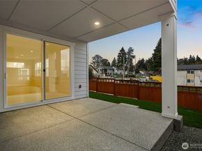 592 SW 97th Street 2, Seattle WA 98106