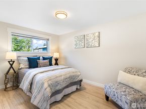 20103 75th Avenue NE, Kenmore WA 98028