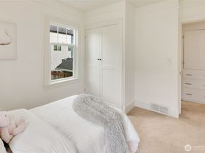 920 N 102nd Street, Seattle WA 98133