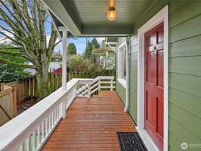 920 N 102nd Street, Seattle WA 98133