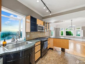 3231 Grand Avenue, Everett WA 98201