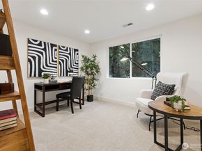 14925 258th Avenue SE, Issaquah WA 98027