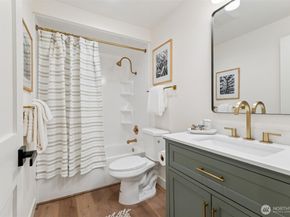 14925 258th Avenue SE, Issaquah WA 98027