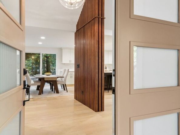 14925 258th Avenue SE, Issaquah WA 98027