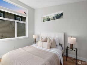 9230 B 22nd Avenue SW, Seattle WA 98106