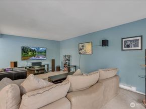 12631 NE 9th Place C305, Bellevue WA 98005