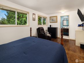 23318 3rd Place W, Bothell WA 98021