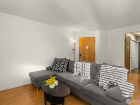 3024 NE 143rd Street 103, Seattle WA 98125