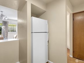 3024 NE 143rd Street 103, Seattle WA 98125